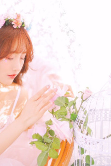 美女祼体